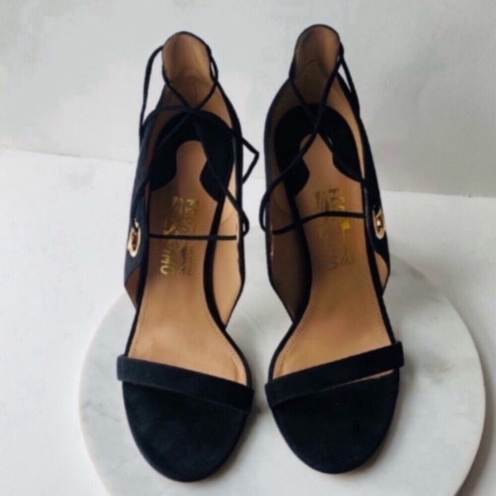 SALVATORE FERRAGAMO Black Heel Sandals